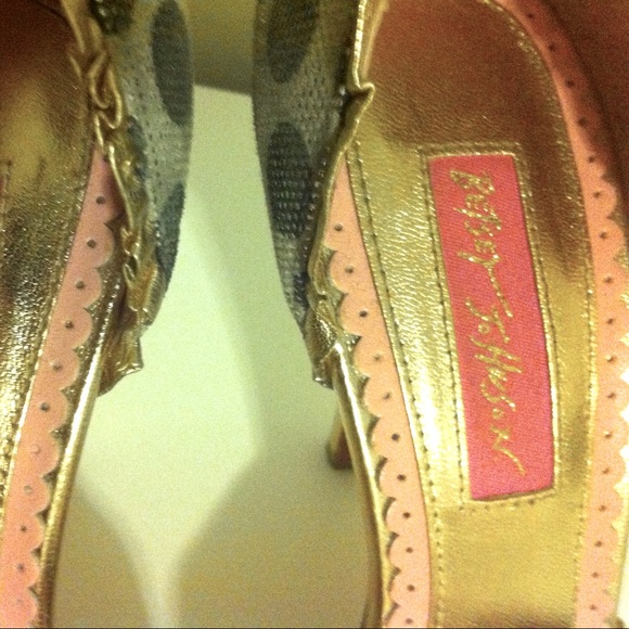 Betsey Johnson Open Toe Pumps Polka Dot Gold - Picture 7 of 7